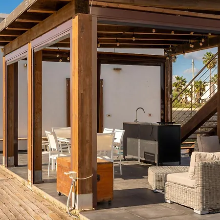 Casa Faro Del Plemmiro Con Jacuzzi By Wonderful Italy